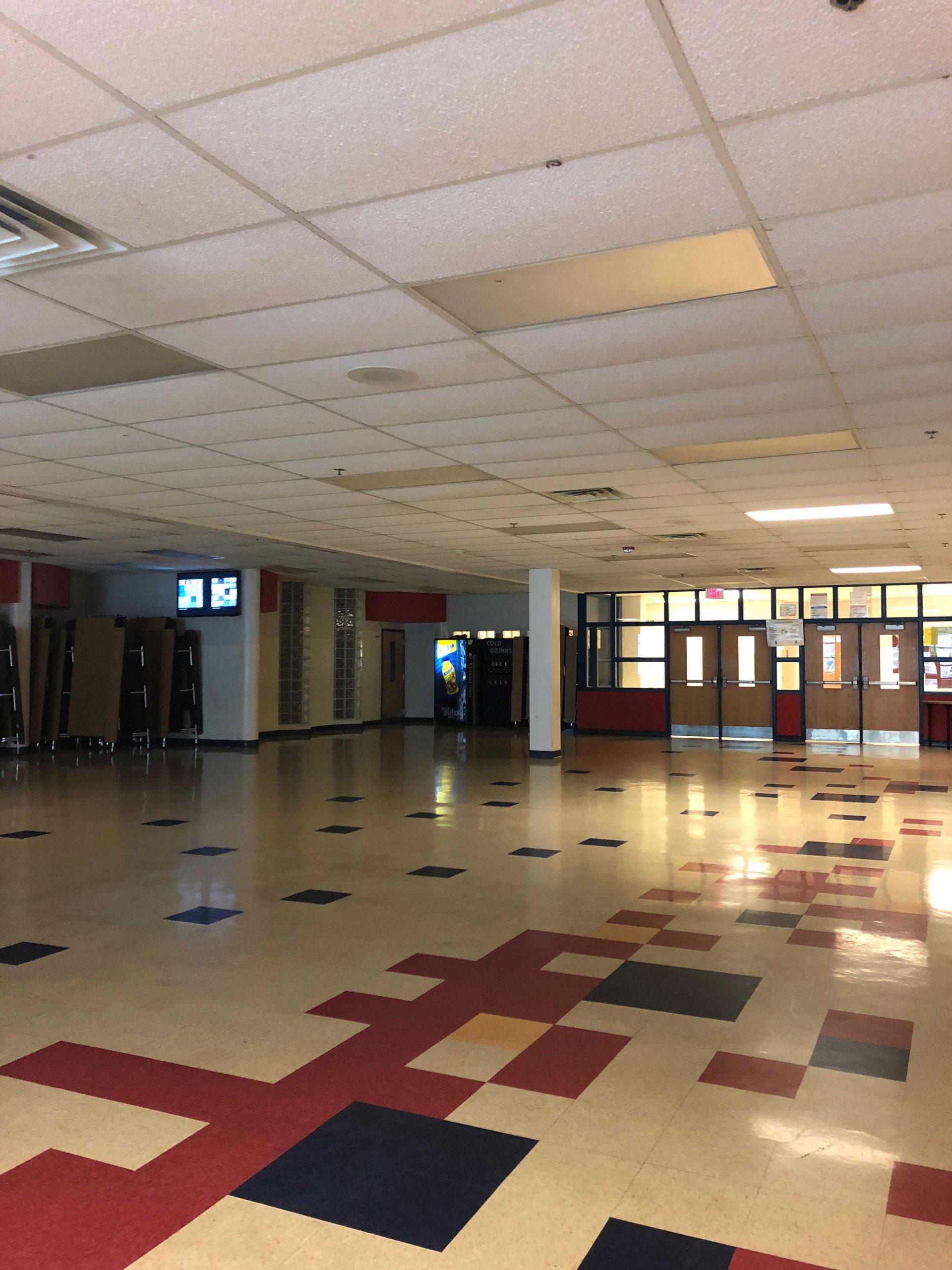 School lunches fill students with disappointment