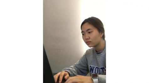 Senior Sharon Oh on Oct. 5 reviewing her college applications before tuning them in to meet November deadlines.