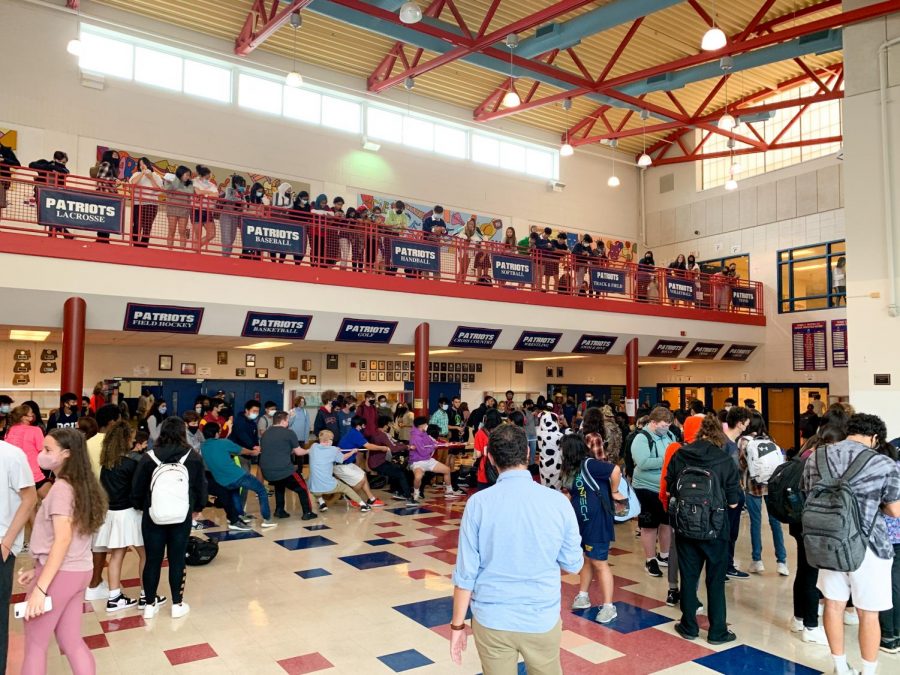 Students gather in the Commons for a game of tug-of-war Oct. 12, just one of the games SGA has hosted to bolster spirit before the homecoming dance.