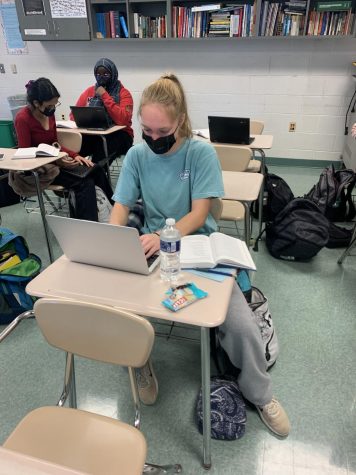 Senior Lizzie Nelson gets her homework done during the advisory period on Nov. 19.