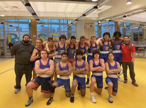 The varsity squad finishes with a 4-8 record at the Aberdeen Golden Duals Tournament on Dec. 11.