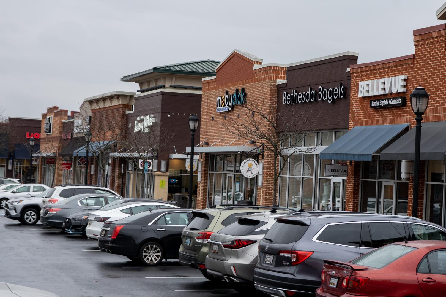 Students love nearby restaurants