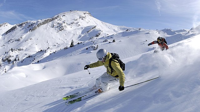 Skiing+is+one+of+the+two+ways+people+enjoy+their+time+on+the+mountain.