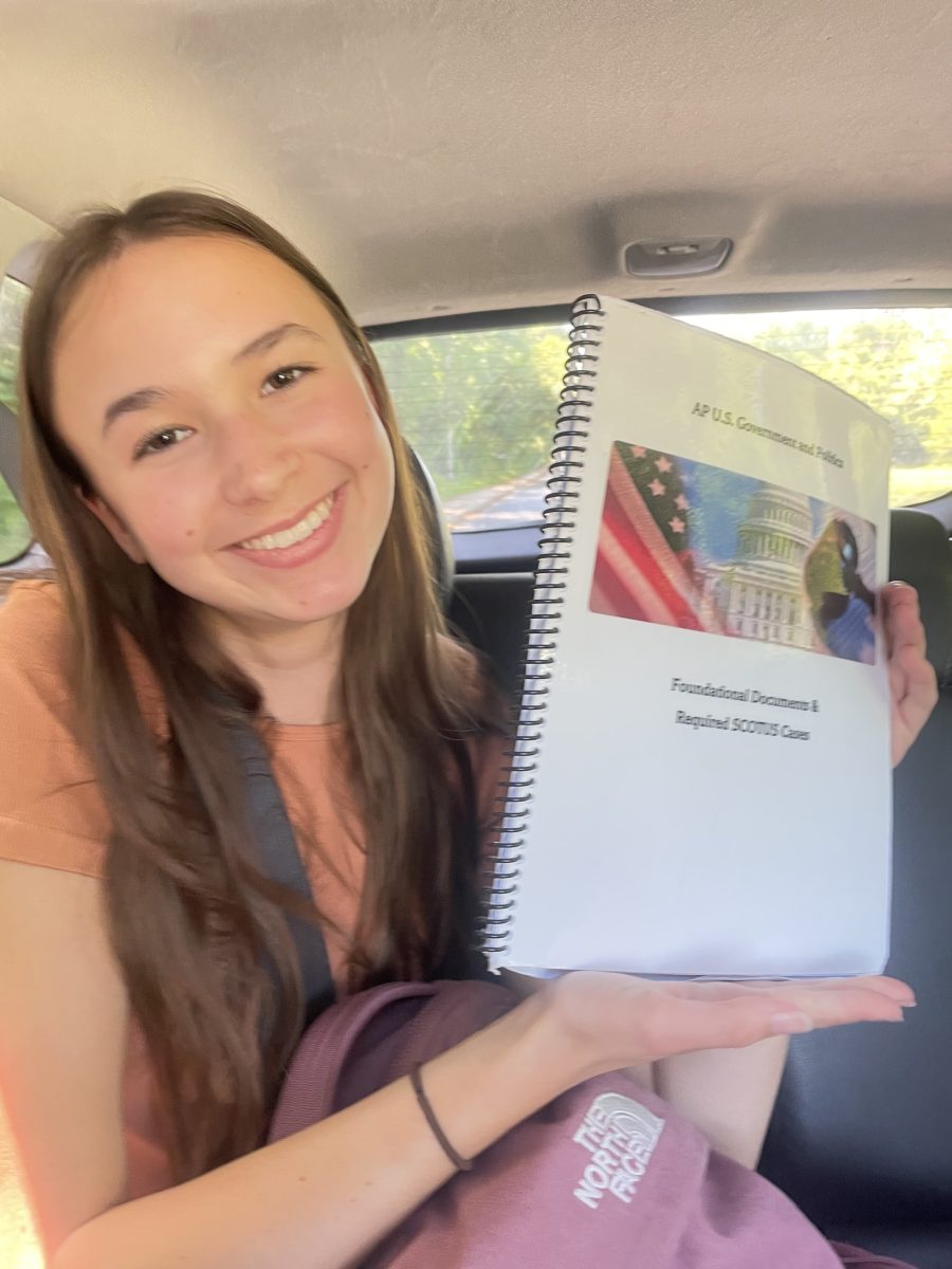 Sophomore+Ava+Eisenman+studies+for+the+AP+Government+exam+on+the+car+ride+home+from+school%2C+reviewing+the+required+foundational+documents.+In+addition+to+the+material%2C+%E2%80%9CI+have+also+learned+that+I+need+to+pace+myself+and+take+breaks+so+that+I+don%E2%80%99t+get+burned+out%2C%E2%80%9D+Eisenman+said.