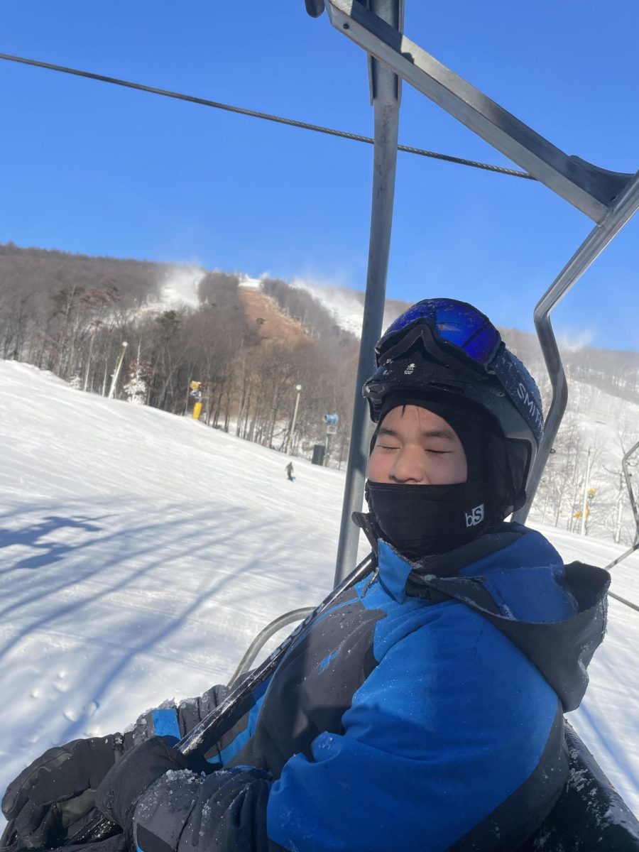 On Monday, Dec. 28, at Whitetail ski resort, sophomore Christian Lee rode the ski lift. "The lift felt quick and I was excited to ski the snow," Christian said.