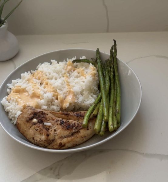 Students learn how to prepare balanced and easy-to-make meals like these in nutrition class.