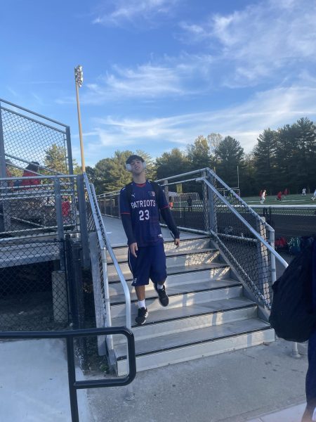 On Friday, Oct. 4., freshmen Brody Winokur listens to the song "Cold," by Nemzz, to prepare for his game. "I like to listen to rap, and right now I am listening to this song to lock-in," Winokur said.