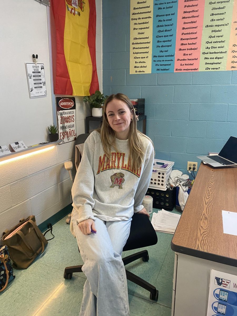 Spanish teacher Elsa Schoberg opens advisory on Nov. 20 to students who were re-taking a test.